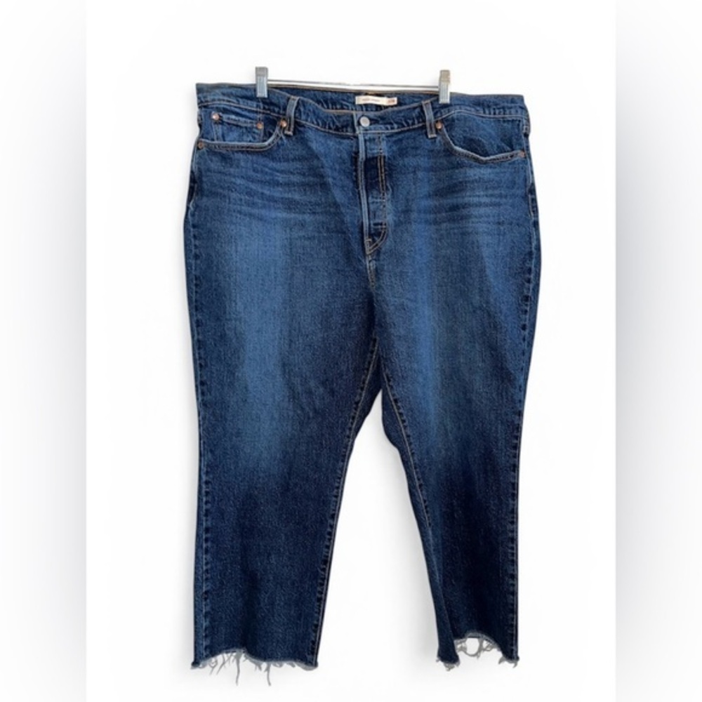Levi’s Premium Jeans Womens 22W Blue Wedgie Straight Button Fly Distressed Hem